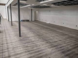 Piso Laminado Oficinas, Grupo Harbo Grupo Harbo Комерційні приміщення ДСП