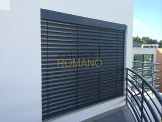 Estores interior & Exterior, Estores Romano- Decoração & Proteção Solar Estores Romano- Decoração & Proteção Solar 現代房屋設計點子、靈感 & 圖片