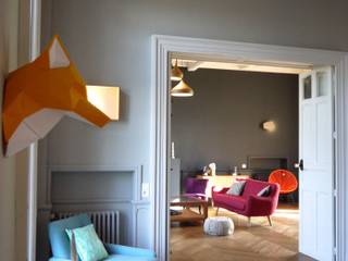 COLORÉ & DÉCALÉ, MIINT - design d'espace & décoration MIINT - design d'espace & décoration Eclectic style dining room Grey