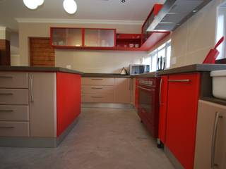 Protea Kitchen, Bun Interior Design Bun Interior Design Built-in kitchens