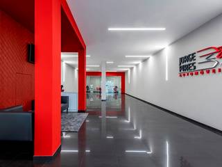 Stand JP - Jorge Pires - Decoração de Interiores, MOYO Concept MOYO Concept Commercial spaces Branco