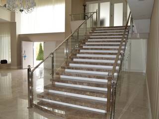 PASLANMAZ CAMLI KORKULUK, DEKODİZAYN pirinç mob. dek. ltd. şti. DEKODİZAYN pirinç mob. dek. ltd. şti. Stairs Iron/Steel