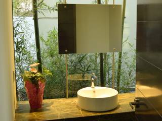 Casa Lomas Verdes, GIL+GIL GIL+GIL Minimalist bathroom Marble