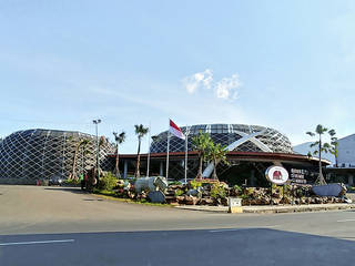 Pine Cone - Royal Safari Garden, PHL Architects PHL Architects 商业空间