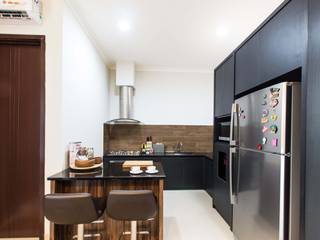 Renovatio For BSD Residence at De.Green, Total Renov Studio Total Renov Studio Kitchen