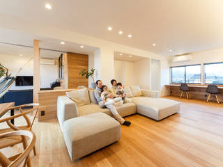 re.haus-tn/二世帯住宅の一世帯分をフルリノベーション, 一級建築士事務所haus 一級建築士事務所haus 北欧デザインの リビング 木 白色