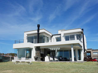 Casa en Las Golondrinas Barrio Privado, Estudio Machelett Estudio Machelett Nowoczesne domy