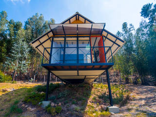 Refugio Toibita, Camacho Estudio de Arquitectura Camacho Estudio de Arquitectura Passive house Engineered Wood Transparent