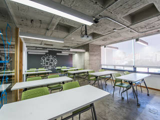 Oficinas Corporativas Proscai, JK Arquitectura JK Arquitectura インダストリアルデザインの 書斎