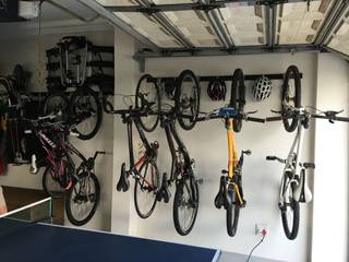 Bike Storage Ideas for your Garage Wall, MyGarage MyGarage Garage/Rimessa in stile moderno