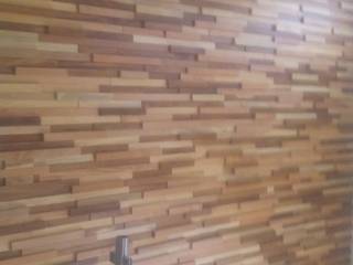 LAMBRIN DE MADERA, SERVICIOS CALO SERVICIOS CALO Walls لکڑی Wood effect