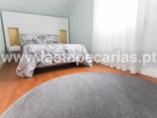 Casa Particular, Foz do Douro, IAS Tapeçarias IAS Tapeçarias Modern style bedroom Textile Amber/Gold