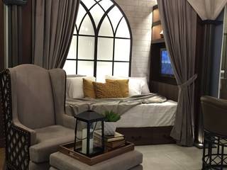 Neo gothic studio (exhibit), Geraldine Oliva Interior Design Geraldine Oliva Interior Design Classic style living room