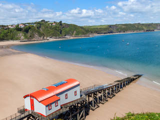 The Old Tenby Lifeboat Station, Natralight Natralight Dach