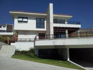 OBRA EN BOSQUE REAL (HUIXQUILUCAN EDO. MEX.), EURO WINDOWS EURO WINDOWS Janelas e portas modernas Alumínio/Zinco