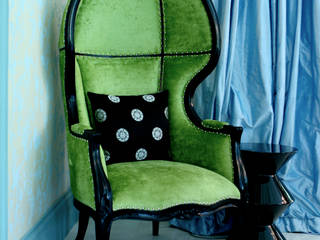 Colourful Romantic, Design Intervention Design Intervention Living room Green