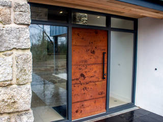 Oxidised metal entrance door, Camel Glass Camel Glass Puertas principales Hierro/Acero