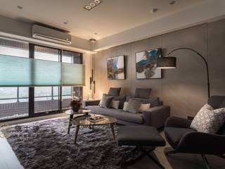 住宅～商旅共同進行式, 鼎士達室內裝修企劃 鼎士達室內裝修企劃 Living room Solid Wood Grey