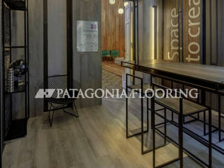 Oficina, PATAGONIA FLOORING PATAGONIA FLOORING Рабочий кабинет в стиле модерн Дерево Эффект древесины