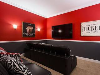 HOME THEATER OR MEDIA ROOMS PROJECTS , decorMyPlace decorMyPlace Electronics Plywood