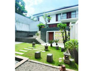 Sukamulya House, CV Berkat Estetika CV Berkat Estetika Nhà gia đình Cục đá White