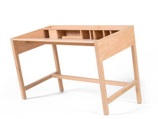 TORTA desk , Porventura Porventura Estudios y despachos modernos Madera Acabado en madera