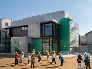 東大阪の保育園「Round & Sharp」累徳学園, Hirodesign.jp Hirodesign.jp พื้นที่เชิงพาณิชย์ คอนกรีต