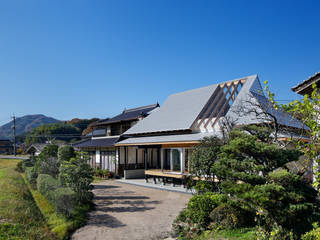 YUKISHIMO-K, 建築設計事務所 可児公一植美雪/KANIUE ARCHITECTS 建築設計事務所 可児公一植美雪/KANIUE ARCHITECTS Casas modernas Aluminio/Cinc