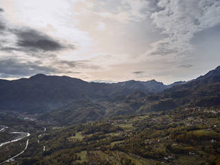 Villa Garfagnana, Matteo Castelli fotografia Matteo Castelli fotografia منازل