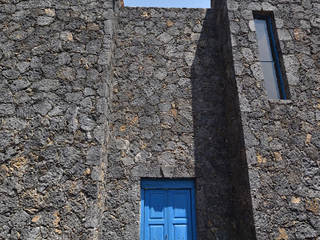 Casa Quetzalcóatl, AT arquitectos, México., AT arquitectos AT arquitectos Dom rustykalny Kamień