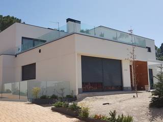 Vivienda modular personalizada en Las Rozas, Madrid, MODULAR HOME MODULAR HOME Збірні будинки Бетон