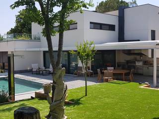 Vivienda modular personalizada en Las Rozas, Madrid, MODULAR HOME MODULAR HOME Garden Pond