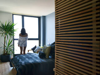 One room:  de estilo  por S P A C E L A B 