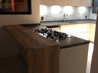 COCINA MODERNA, taller wb taller wb Modern kitchen Chipboard