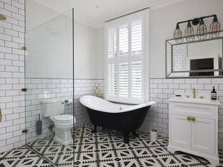 A Stunning Scandi Style Home in Fulham, Plantation Shutters Ltd Plantation Shutters Ltd Scandinavian style bathroom MDF White