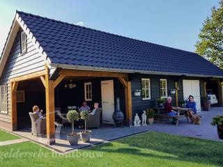 Schuren met overkapping, Geldersche Houtbouw Geldersche Houtbouw Country style garage/shed Wood Wood effect