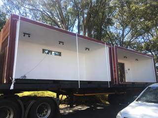 The container garden studio in Johannesburg , A4AC Architects A4AC Architects Oficinas de estilo industrial Metal