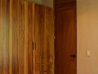 MOKALI Carpintería Residencial Modern style doors Solid Wood Wood effect