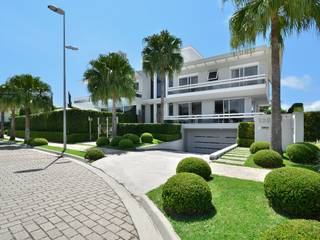 Residencia Unifamiliar, em Jurerê Internacional, Vila Verde Paisagismo Vila Verde Paisagismo Jardines de estilo moderno