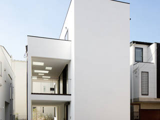 057鎌倉Mさんの家, atelier137 ARCHITECTURAL DESIGN OFFICE atelier137 ARCHITECTURAL DESIGN OFFICE Дерев'яні будинки Білий
