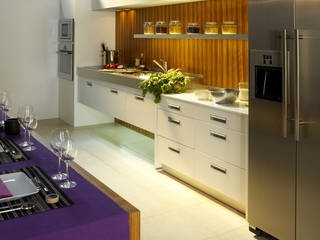 ESPAÇOS: Cozinhas, INTERDOBLE BY MARTA SILVA - Design de Interiores INTERDOBLE BY MARTA SILVA - Design de Interiores Kitchen