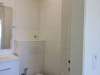 Apartamento T3 Ajuda, EU LISBOA EU LISBOA Minimalist bathroom