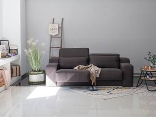 Ares, un sofá muy versátil. , SOFFING SOFFING Casas de estilo moderno Textil Ámbar/Dorado