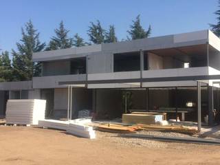 proyecto casa NUA Brisas de Chicureo, Constructora CYB Spa Constructora CYB Spa منزل عائلي صغير