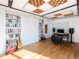 Private Musikraum | Heimkino | Heimstudio, Schubert Studio Akustik Berlin Schubert Studio Akustik Berlin غرفة الميديا خشب Wood effect