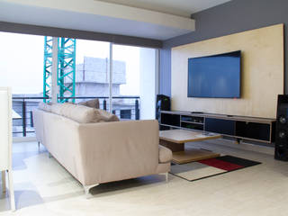 Panel de T.V., RUMMI RUMMI Медиа комната в стиле модерн Фанера