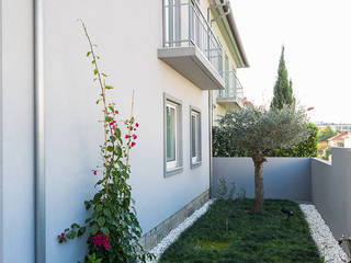 Casa Vilarinha (Porto) - SHI Studio Interior Design por ShiStudio Interior Design Moderno