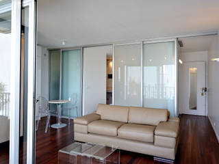 Restructuration d'un appartement de 36m2, Fables de murs Fables de murs Modern living room Glass Beige