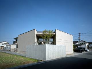 対角線上に十字に配置する家/ House in Minami-fukuyama, 藤原・室 建築設計事務所 藤原・室 建築設計事務所 Modern houses