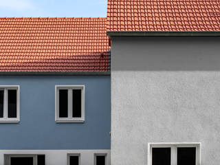 Alte Offizierssiedlung für den aktuellen Wohnungsmarkt, Hilger Architekten Hilger Architekten Gable roof